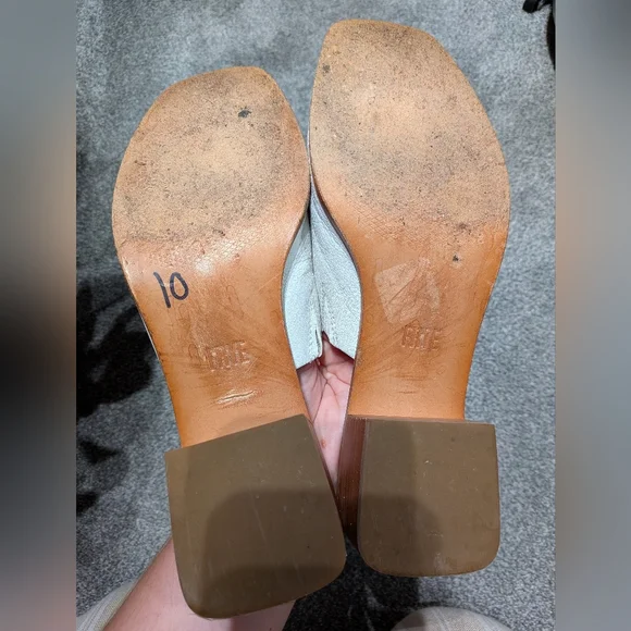 Frye White Lucia Mule Sandals Size 8 - Picture 5 of 8